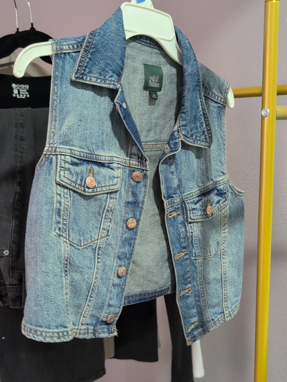 wild fable Light Wash Denim Sleeveless Crop Vest